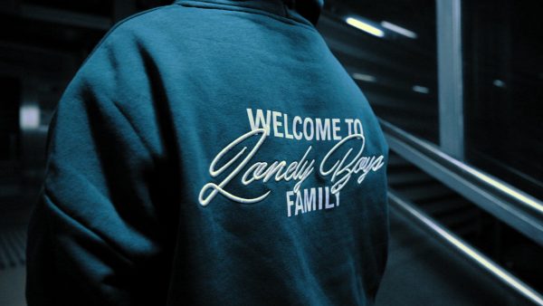 WELCOME LB FAMILY HOODIE
